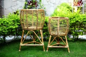 Blumenhocker aus Rattan (depositphotos.com)