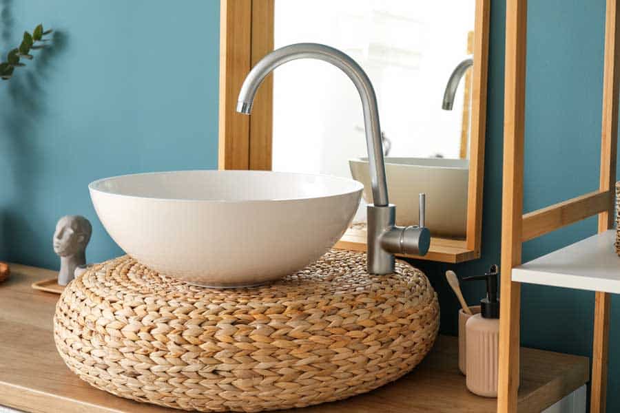 Rattanambiente im Badezimmer (depositphotos.com) Rattanambiente im Badezimmer (depositphotos.com)