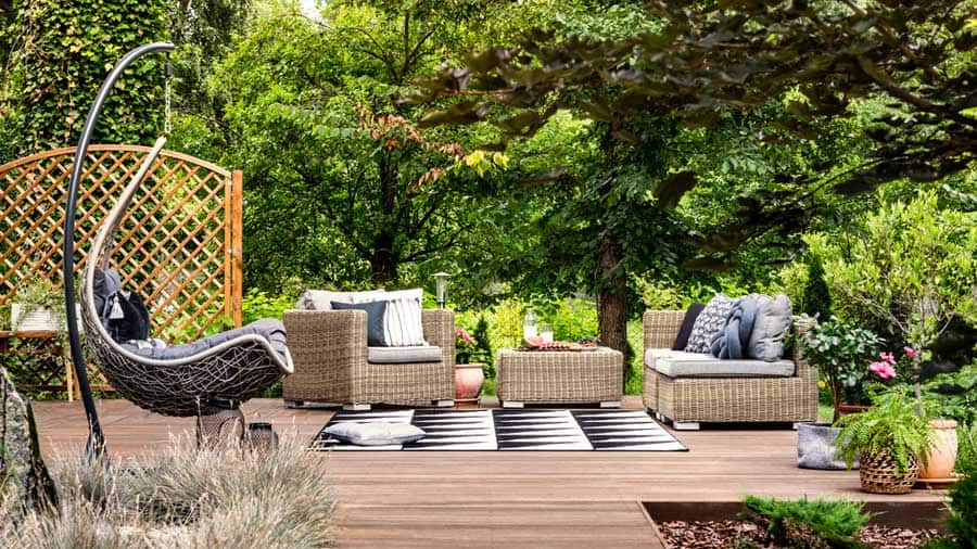 Eine Terrasse im Rattan Stil einrichten (depositphotos.com)